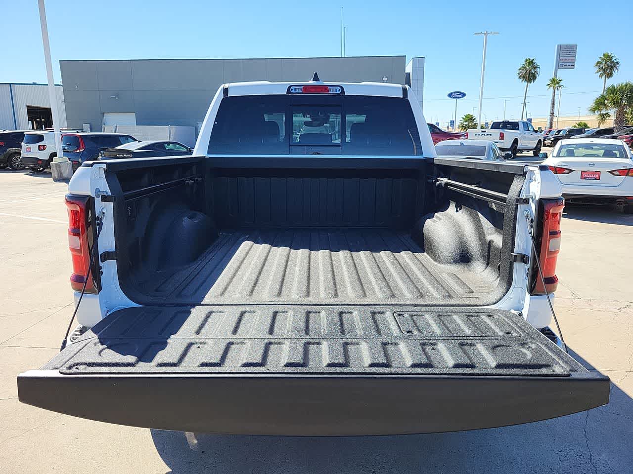 Thumbnail: 2026 RAM 1500 - 27