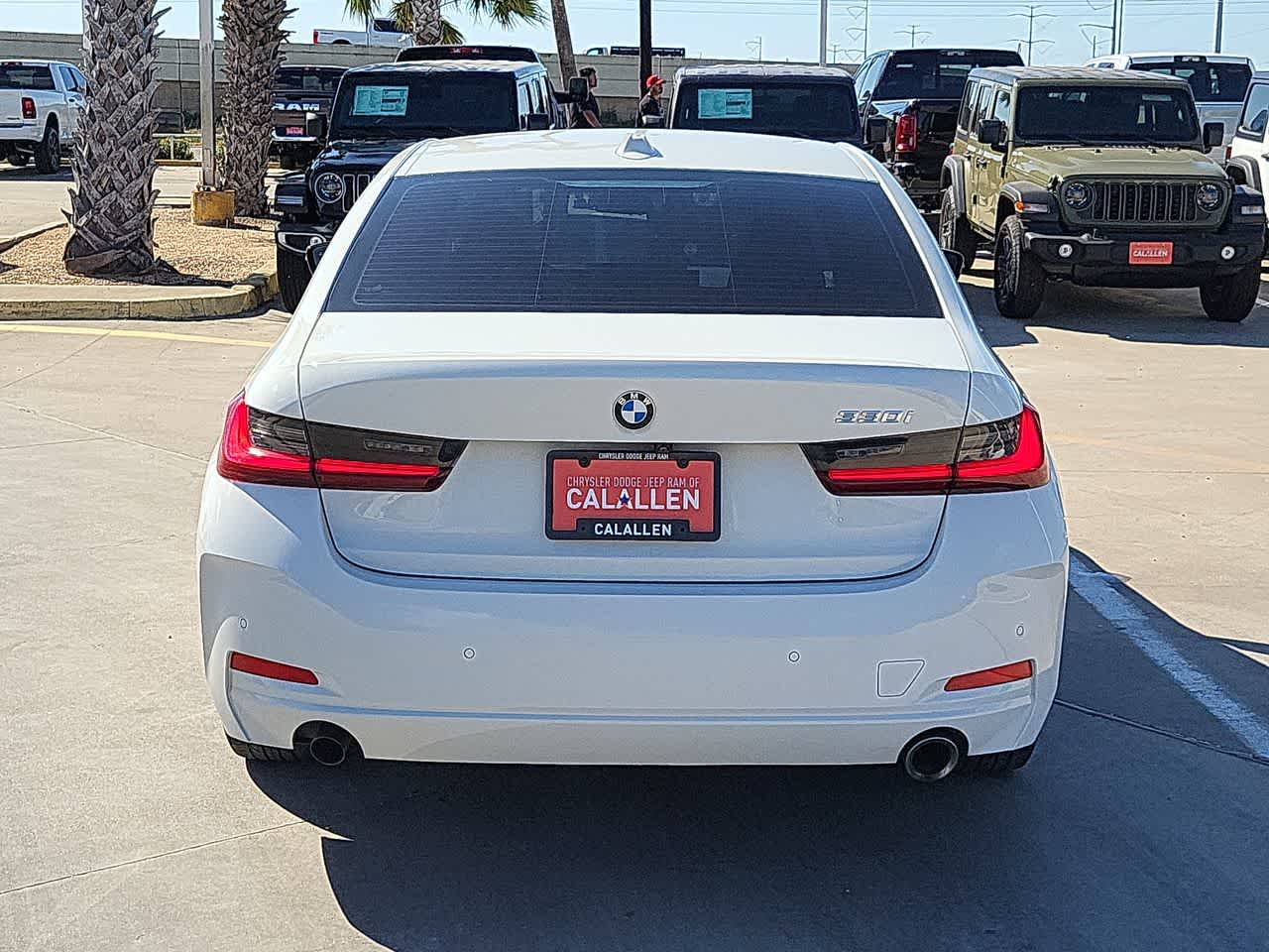 Thumbnail: 2023 BMW 3 Series - 13