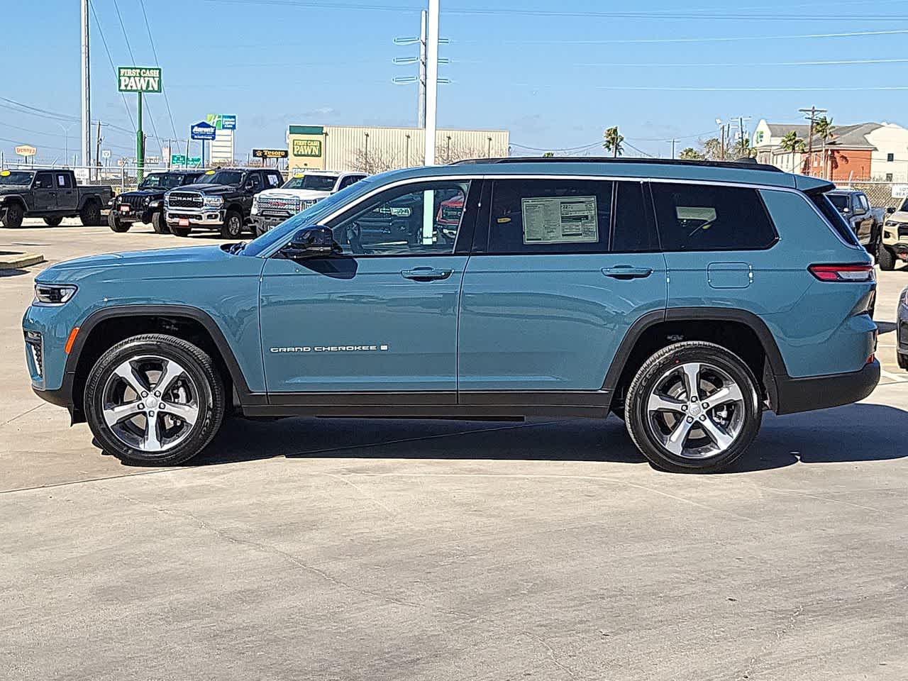 Thumbnail: 2026 Jeep Grand Cherokee - 11