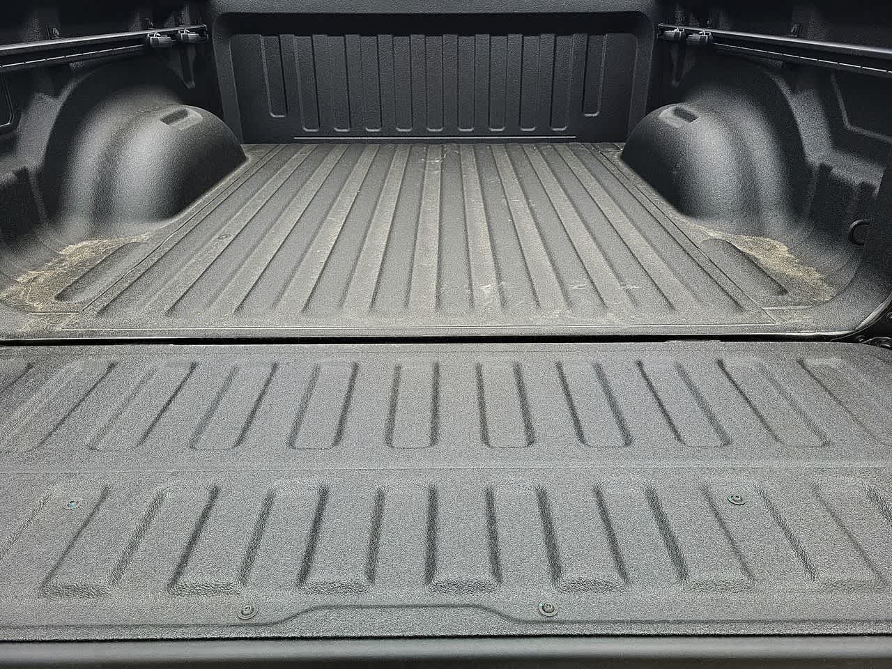 Thumbnail: 2026 RAM 1500 - 27