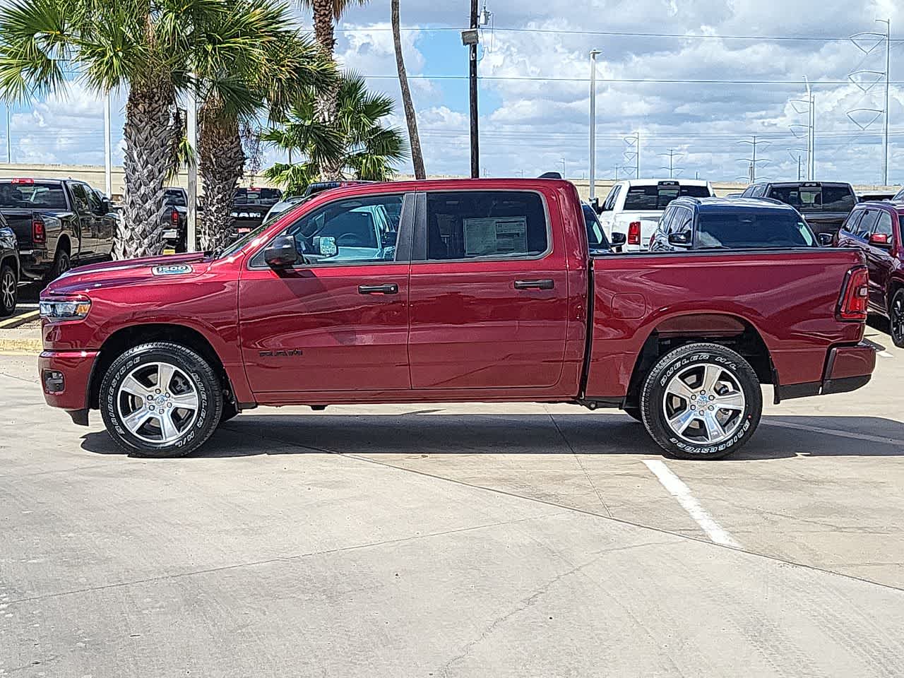 Thumbnail: 2025 RAM 1500 - 11