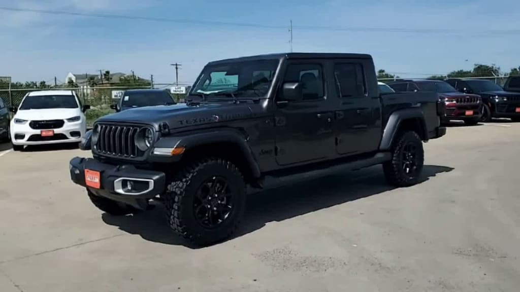 New 2026 Jeep Gladiator TEXAS TRAIL 4X4 Pickup