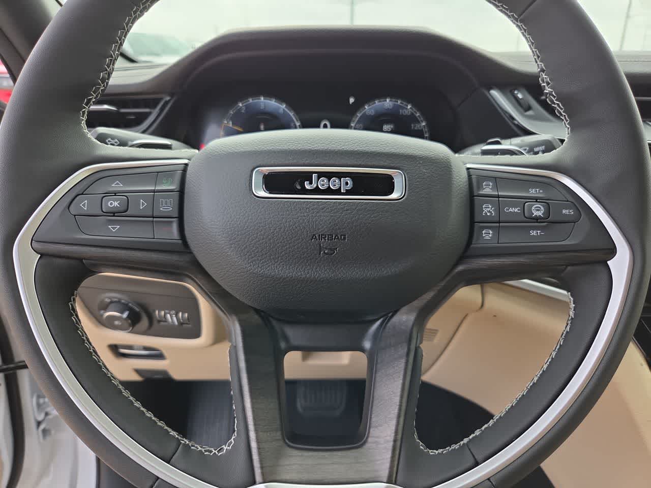 Thumbnail: 2026 Jeep Grand Cherokee - 22