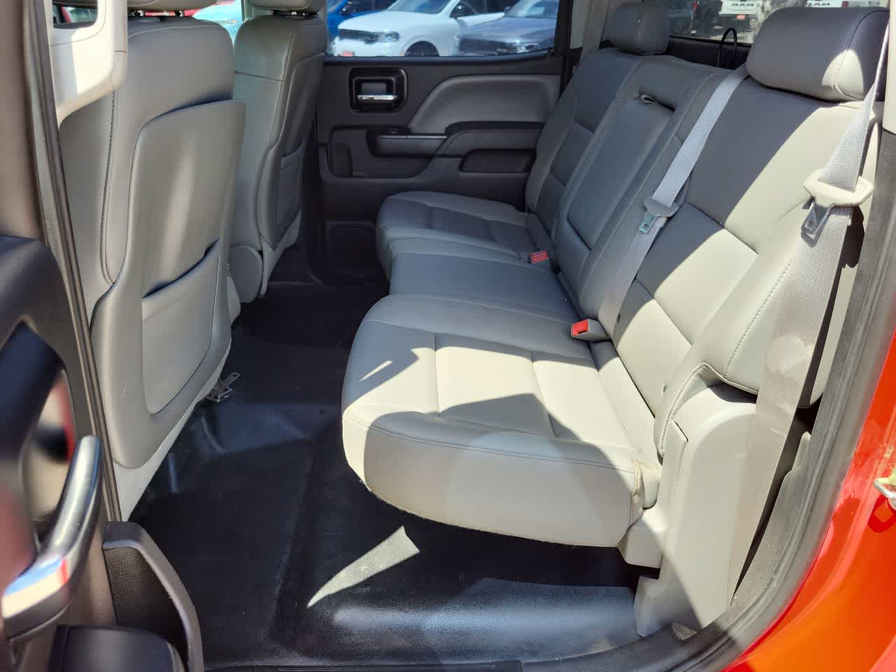 Thumbnail: 2015 Chevrolet Silverado 2500 - 21