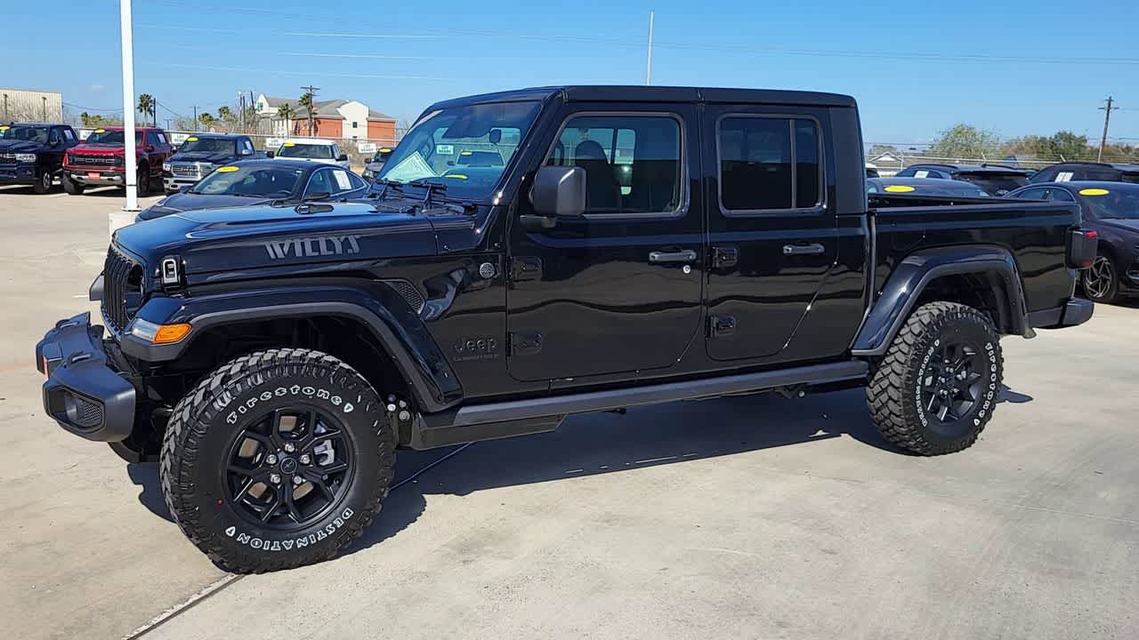 Thumbnail: 2026 Jeep Gladiator - 4