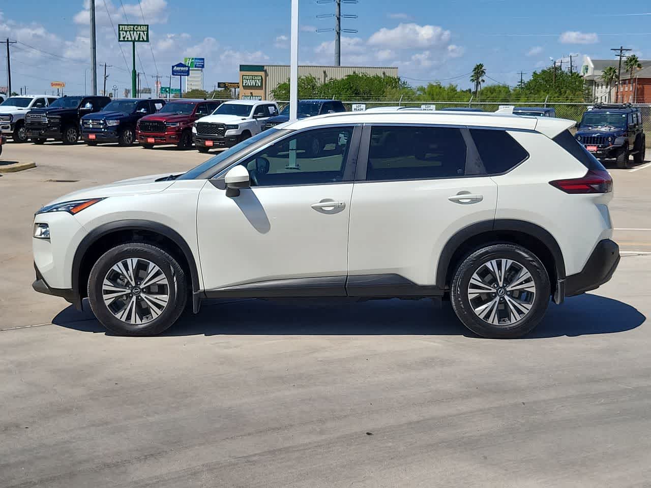 Thumbnail: 2023 Nissan Rogue - 11