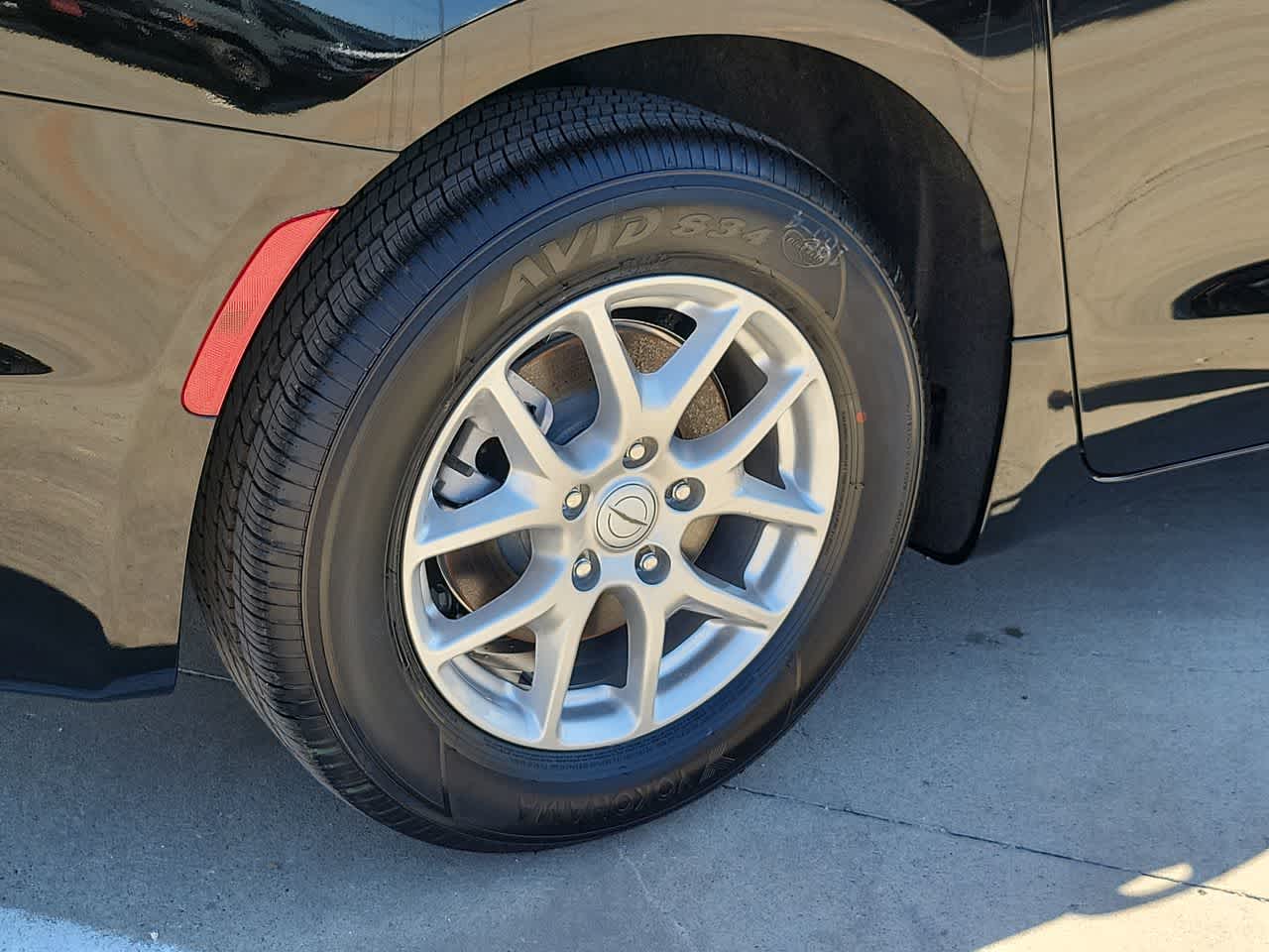 Thumbnail: 2026 Chrysler Pacifica - 16