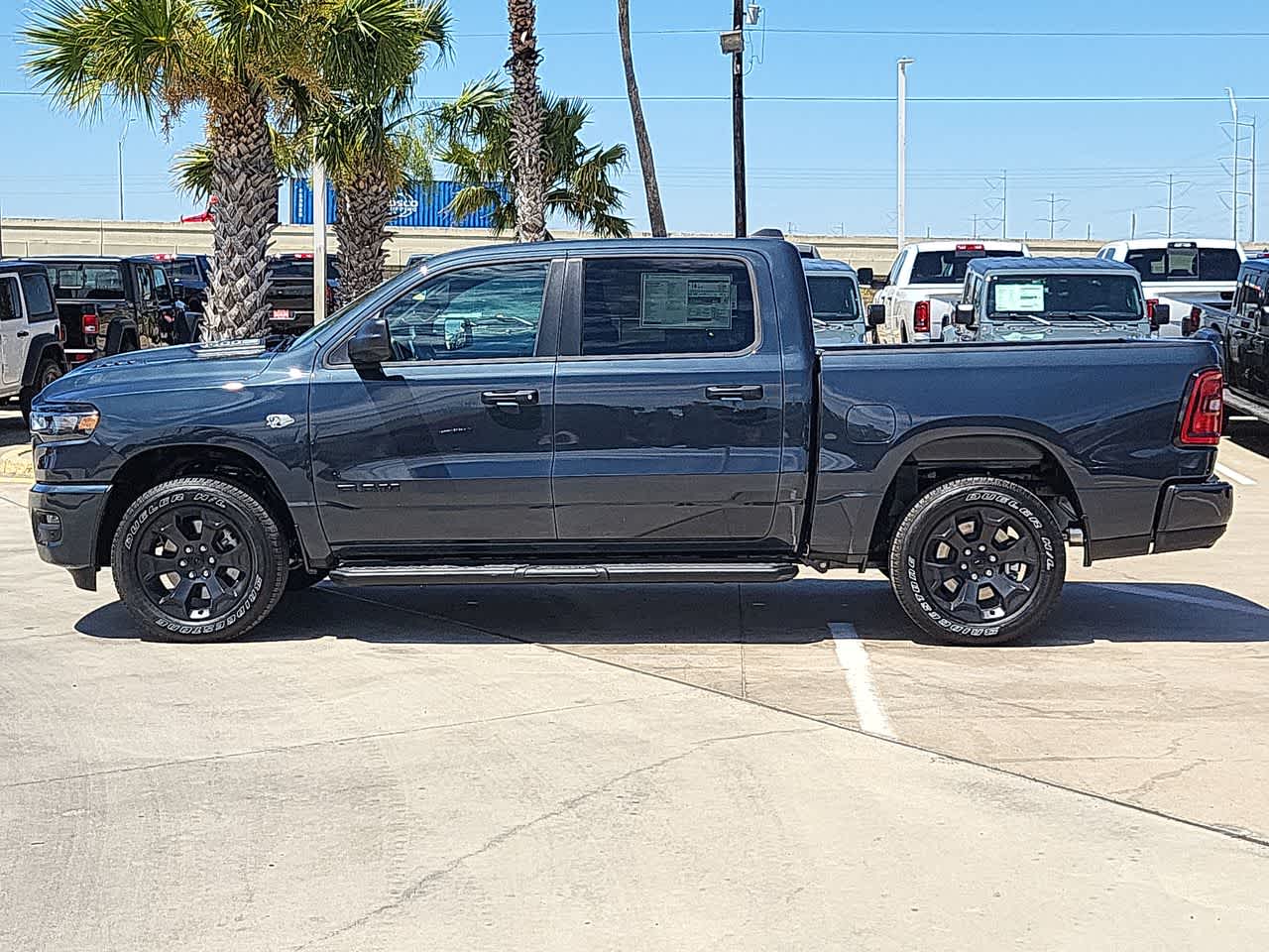 Thumbnail: 2026 RAM 1500 - 11