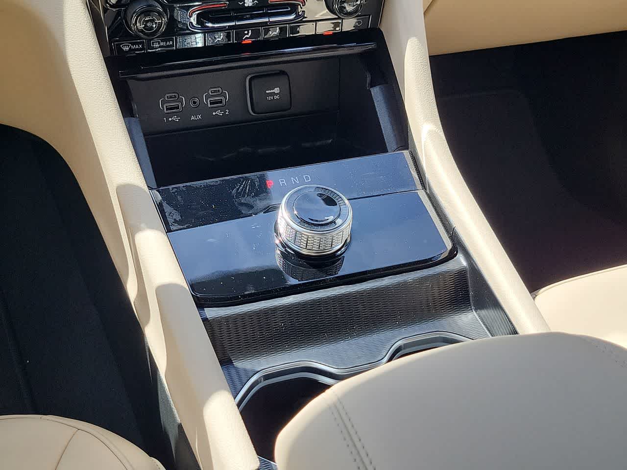 Thumbnail: 2025 Jeep Grand Cherokee - 25