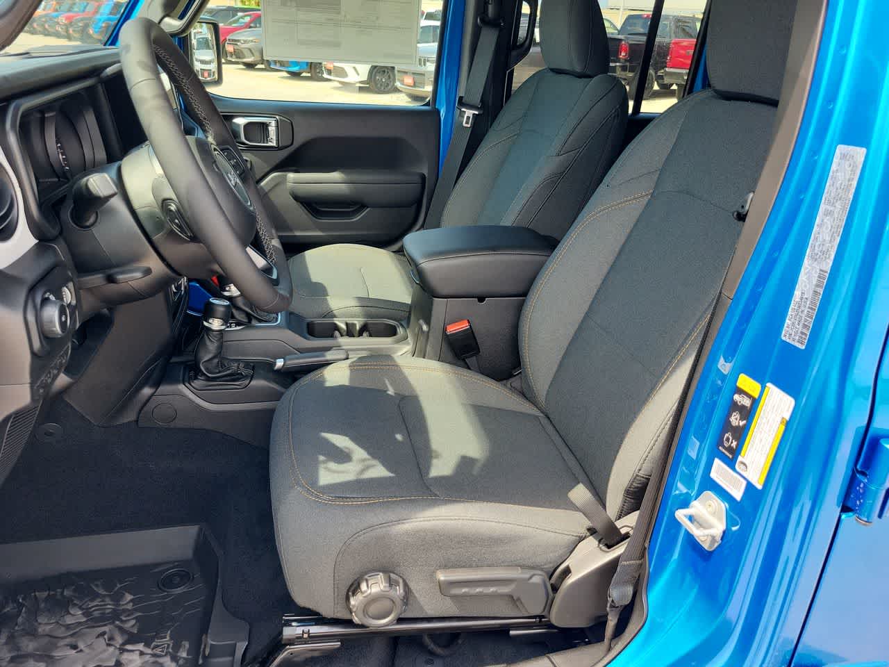 Thumbnail: 2025 Jeep Wrangler - 19