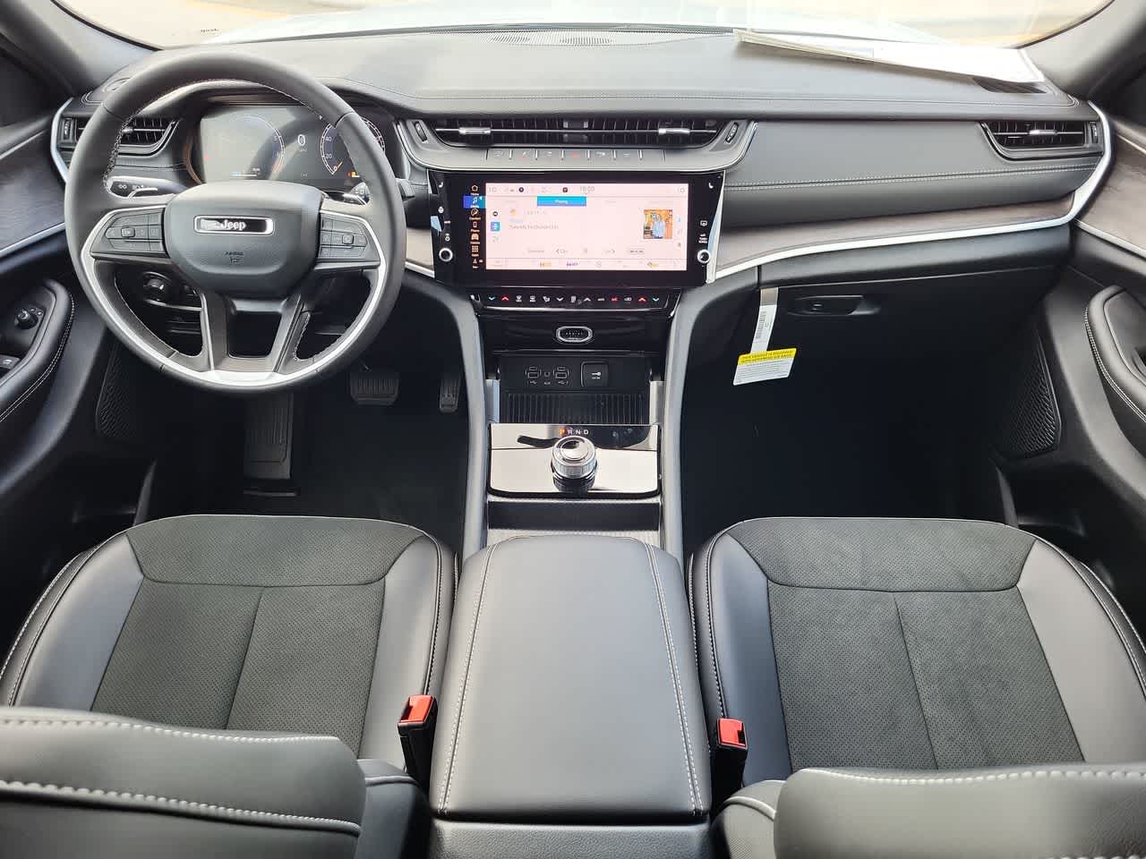 Thumbnail: 2026 Jeep Grand Cherokee - 18