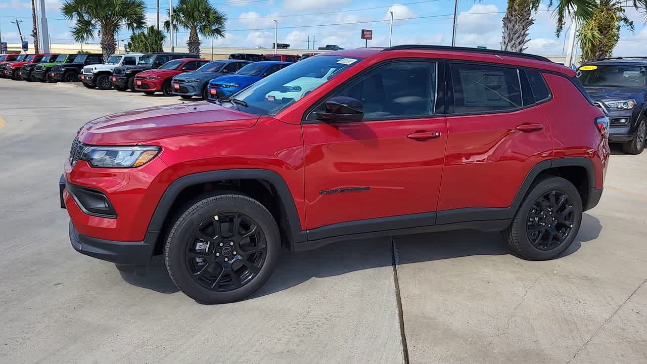 Thumbnail: 2025 Jeep Compass - 4