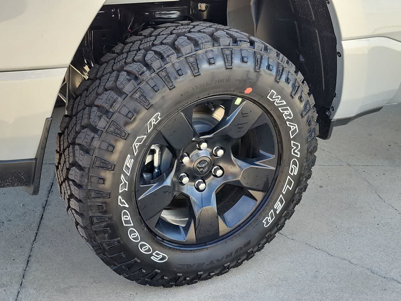 Thumbnail: 2026 RAM 1500 - 16