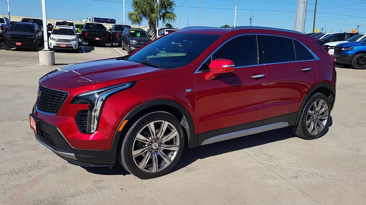 Thumbnail: 2023 Cadillac XT4 - 4