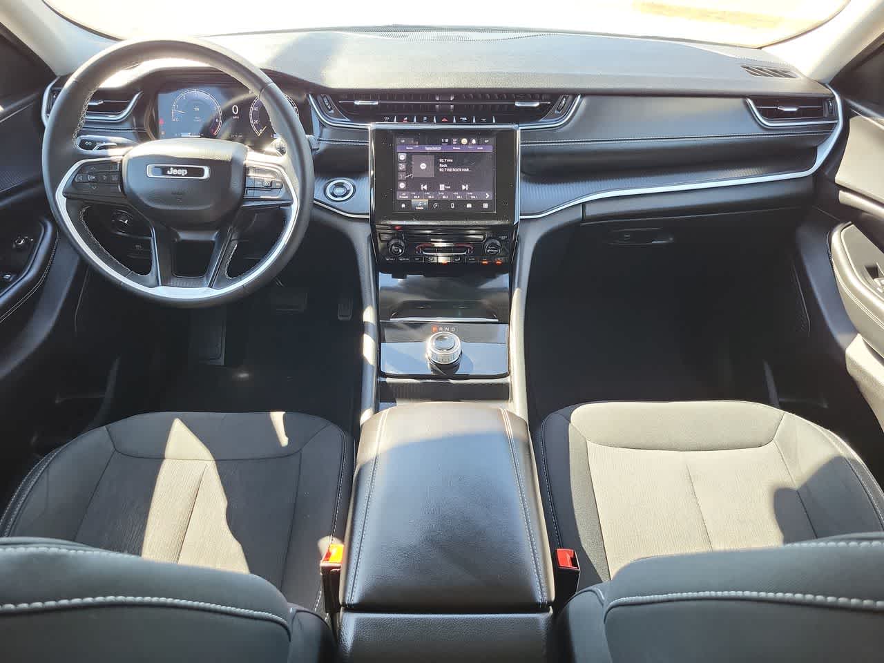 Thumbnail: 2023 Jeep Grand Cherokee - 18