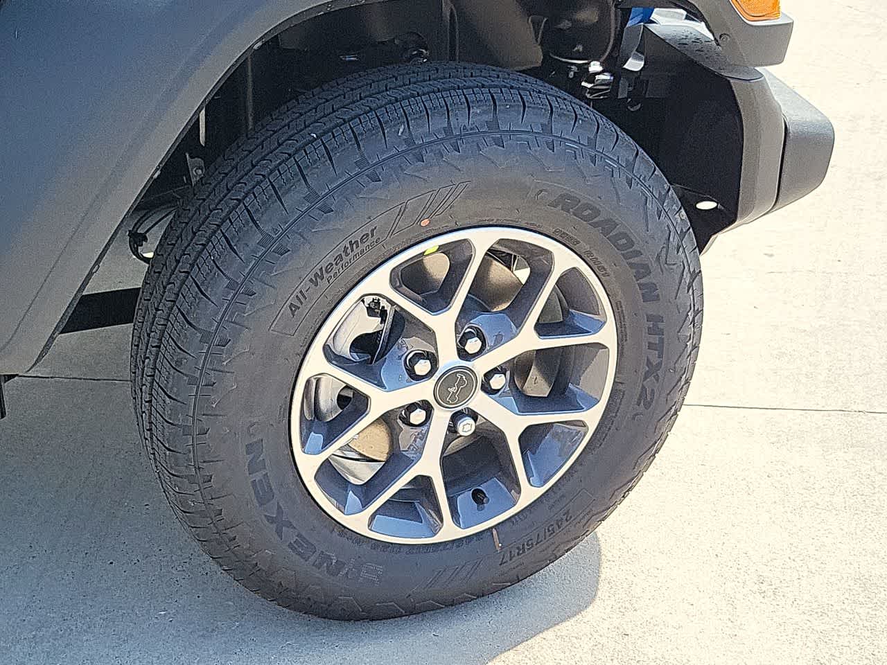 Thumbnail: 2025 Jeep Wrangler - 16