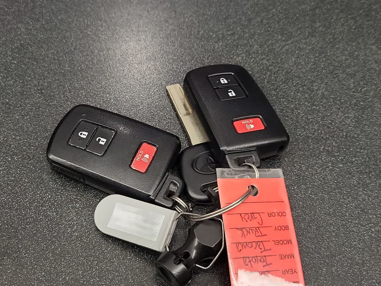 Thumbnail: 2023 Toyota Tacoma - 28