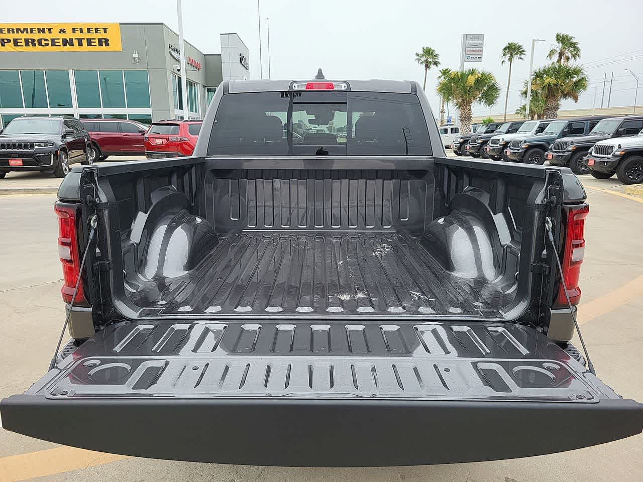 Thumbnail: 2026 RAM 1500 - 28
