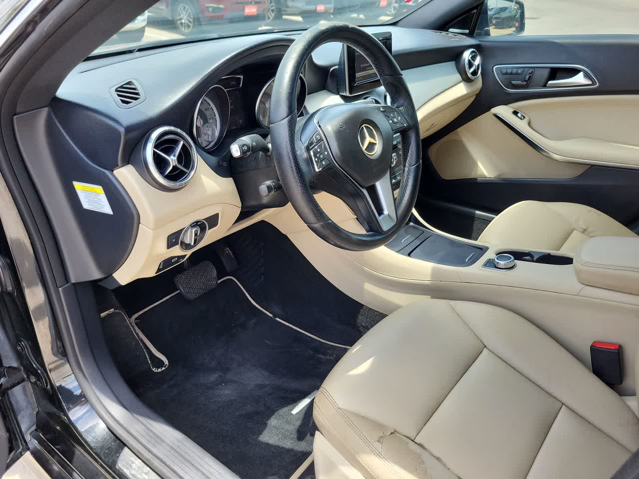 2014 Mercedes-Benz CLA 250 10