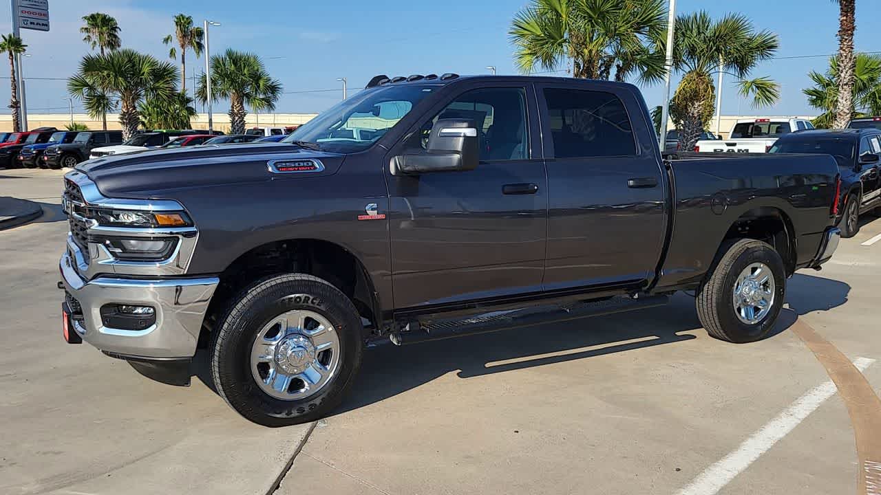 2026 Ram 2500 Tradesman photo 4