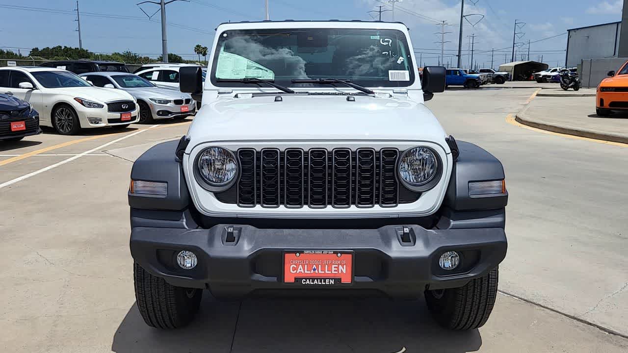 Thumbnail: 2025 Jeep Wrangler - 3