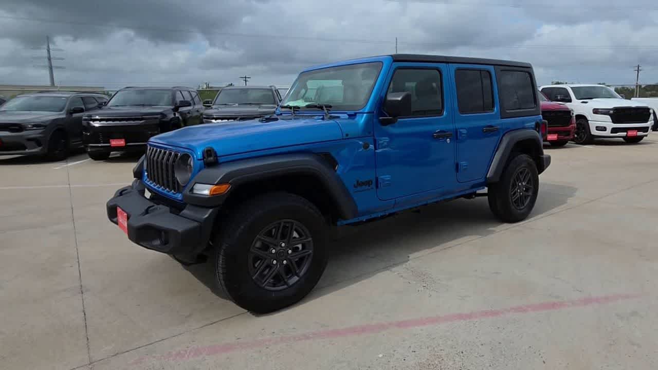 Thumbnail: 2026 Jeep Wrangler - 4