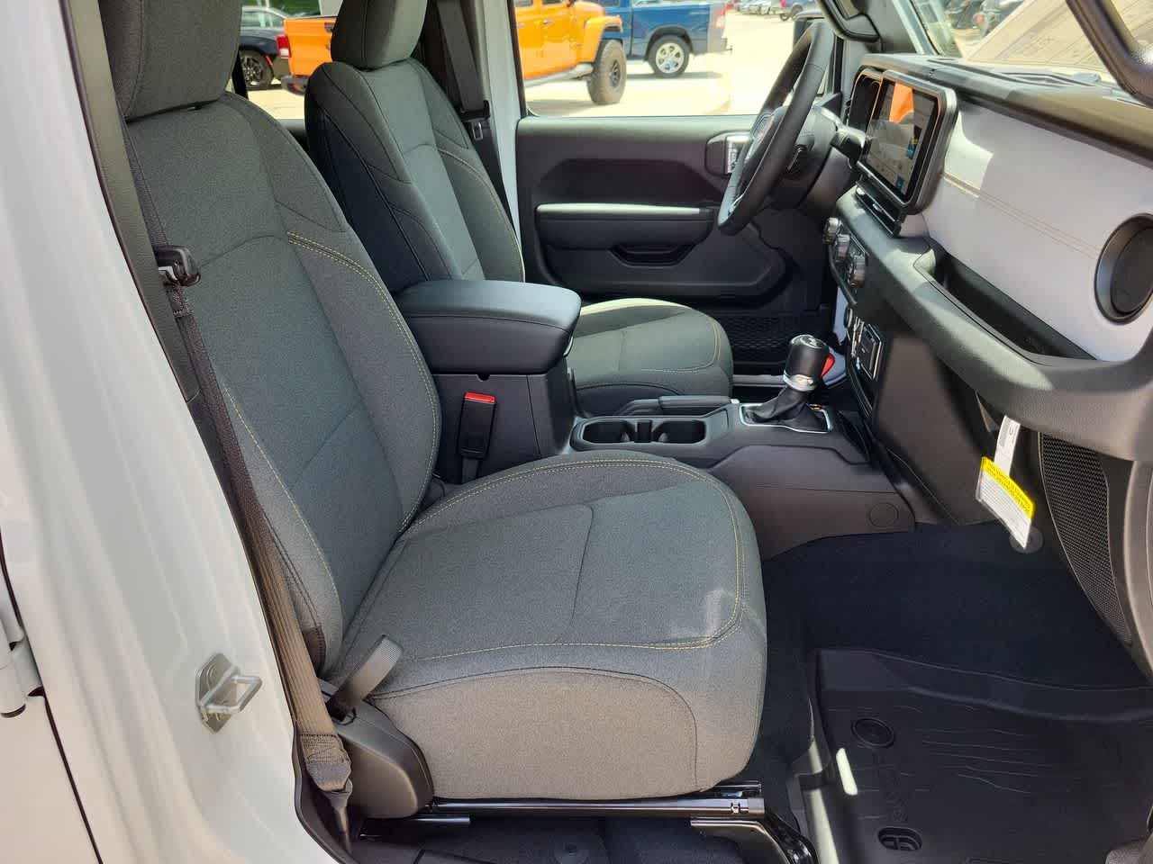 Thumbnail: 2025 Jeep Wrangler - 22