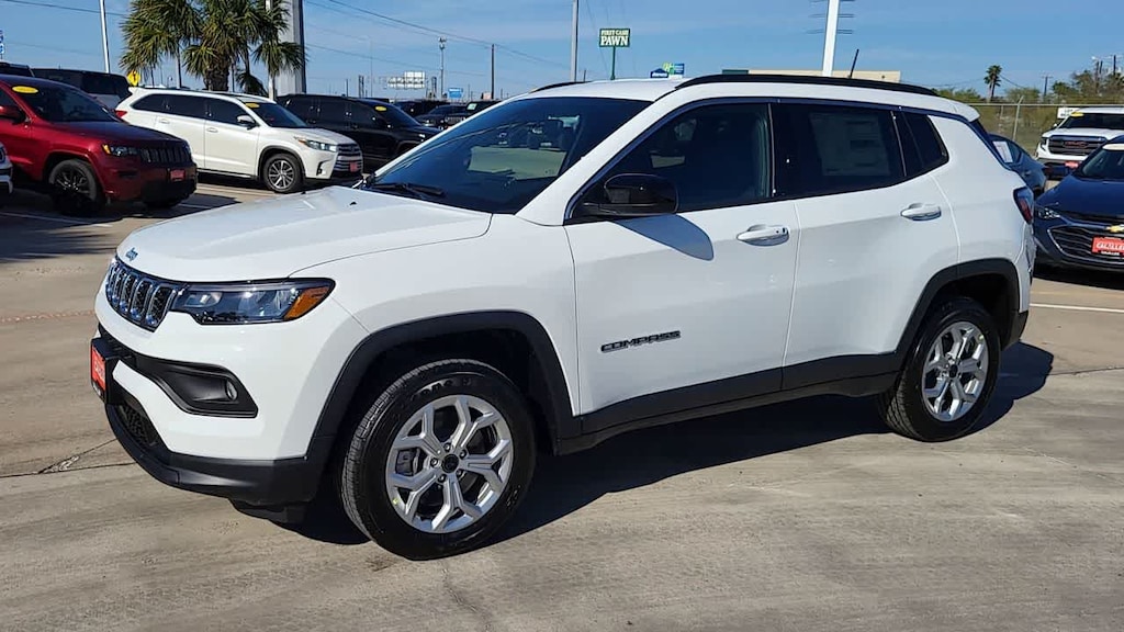 New 2026 Jeep Compass LATITUDE 4X4 Sport Utility