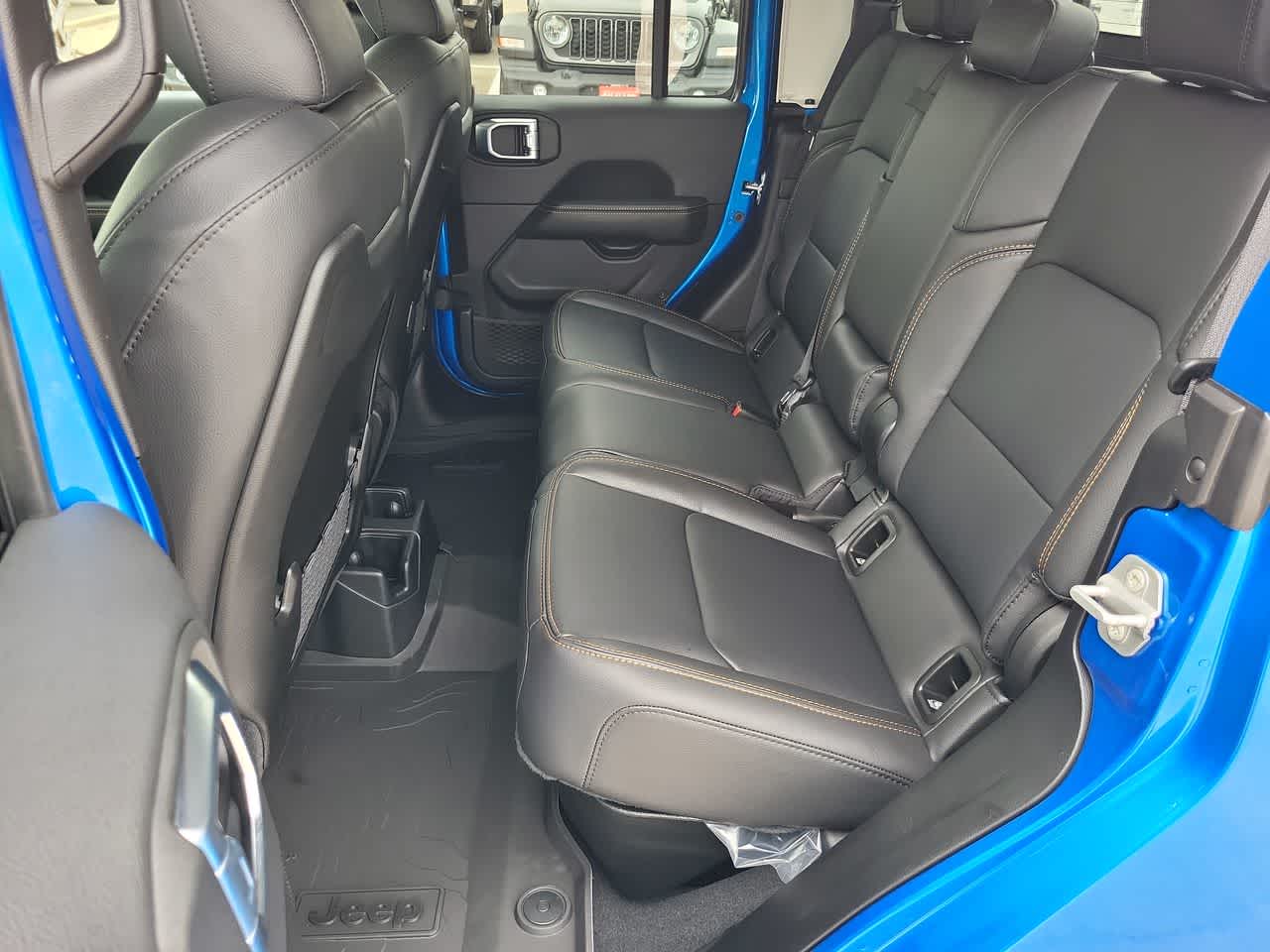 Thumbnail: 2026 Jeep Gladiator - 21