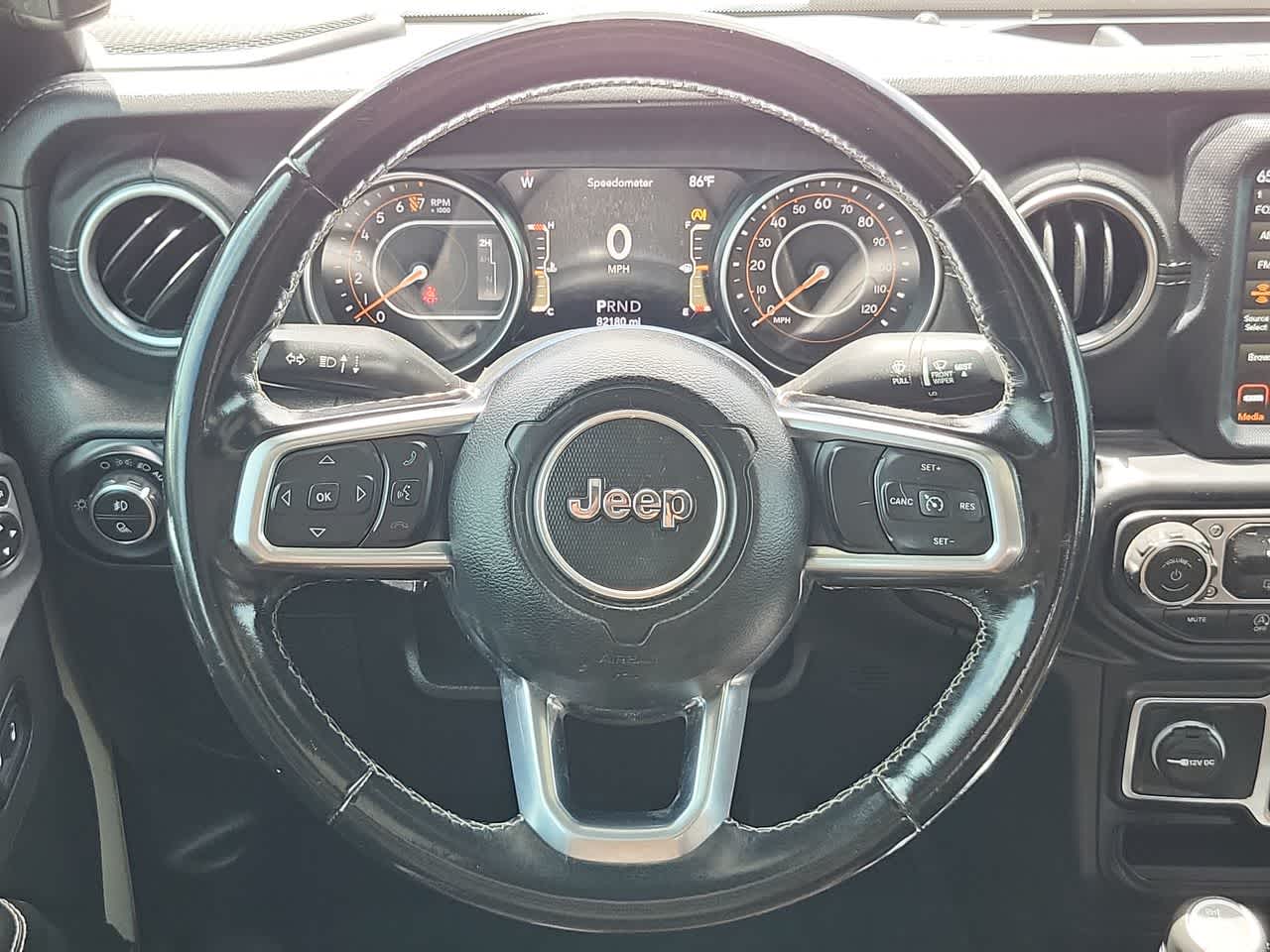 Thumbnail: 2020 Jeep Gladiator - 23