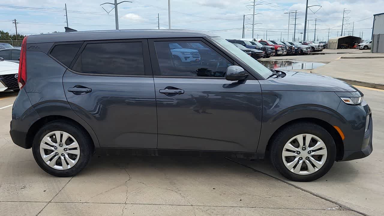 Thumbnail: 2022 Kia Soul - 9