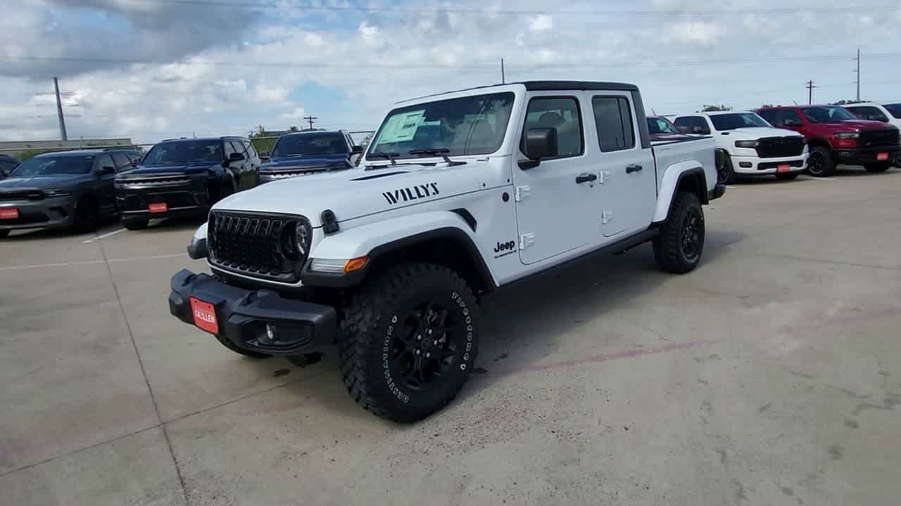 Thumbnail: 2026 Jeep Gladiator - 3