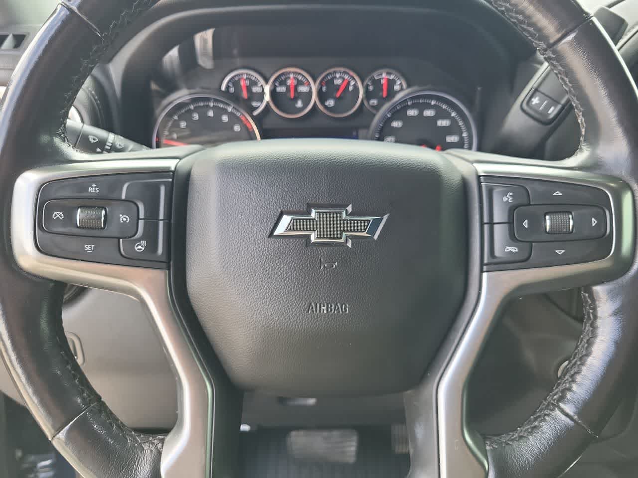 Thumbnail: 2022 Chevrolet Silverado 1500 - 23