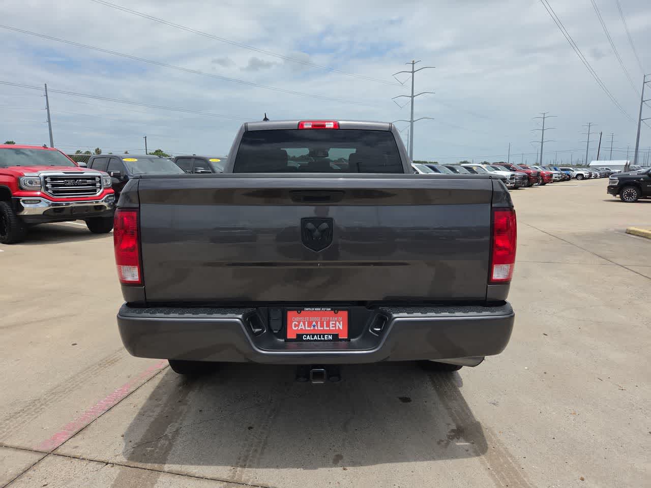 Thumbnail: 2021 RAM 1500 Classic - 13