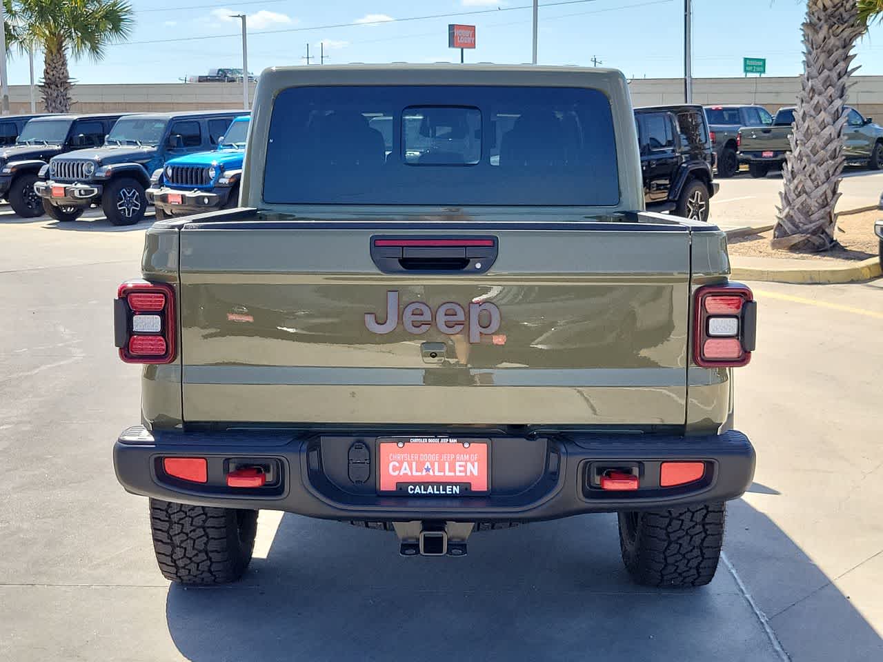 Thumbnail: 2026 Jeep Gladiator - 13