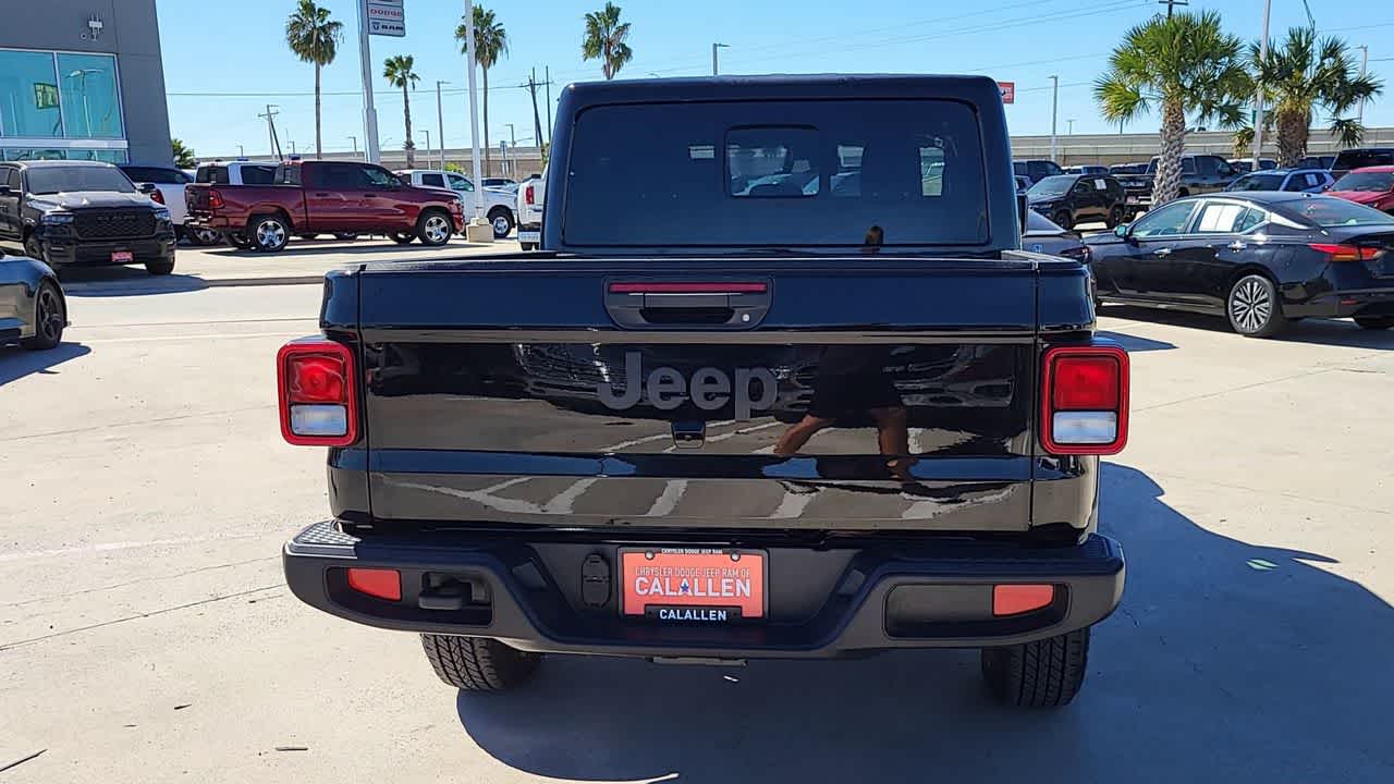Thumbnail: 2026 Jeep Gladiator - 7