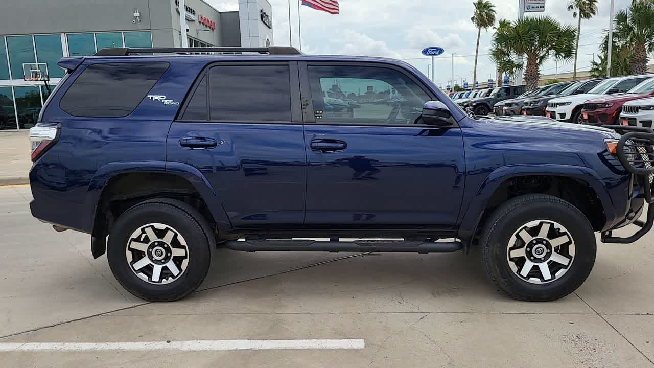 Thumbnail: 2021 Toyota 4Runner - 9