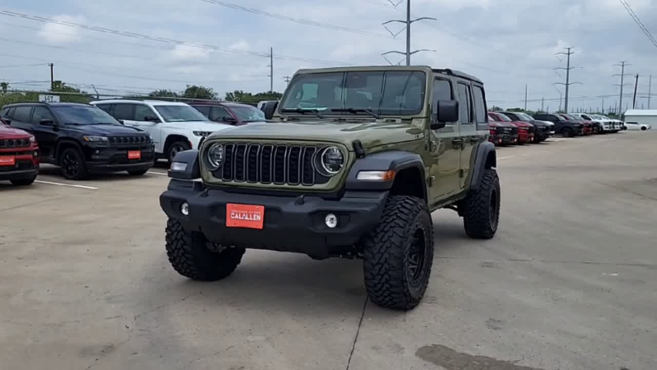Thumbnail: 2026 Jeep Wrangler - 2