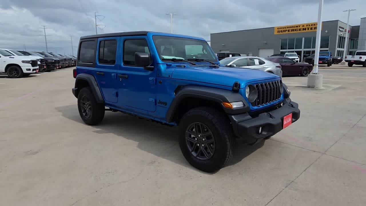 Thumbnail: 2026 Jeep Wrangler - 2