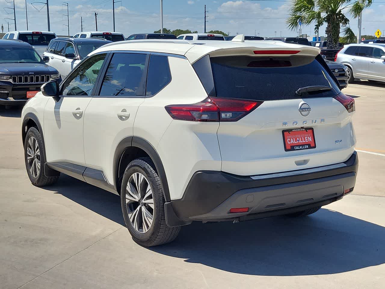Thumbnail: 2023 Nissan Rogue - 12