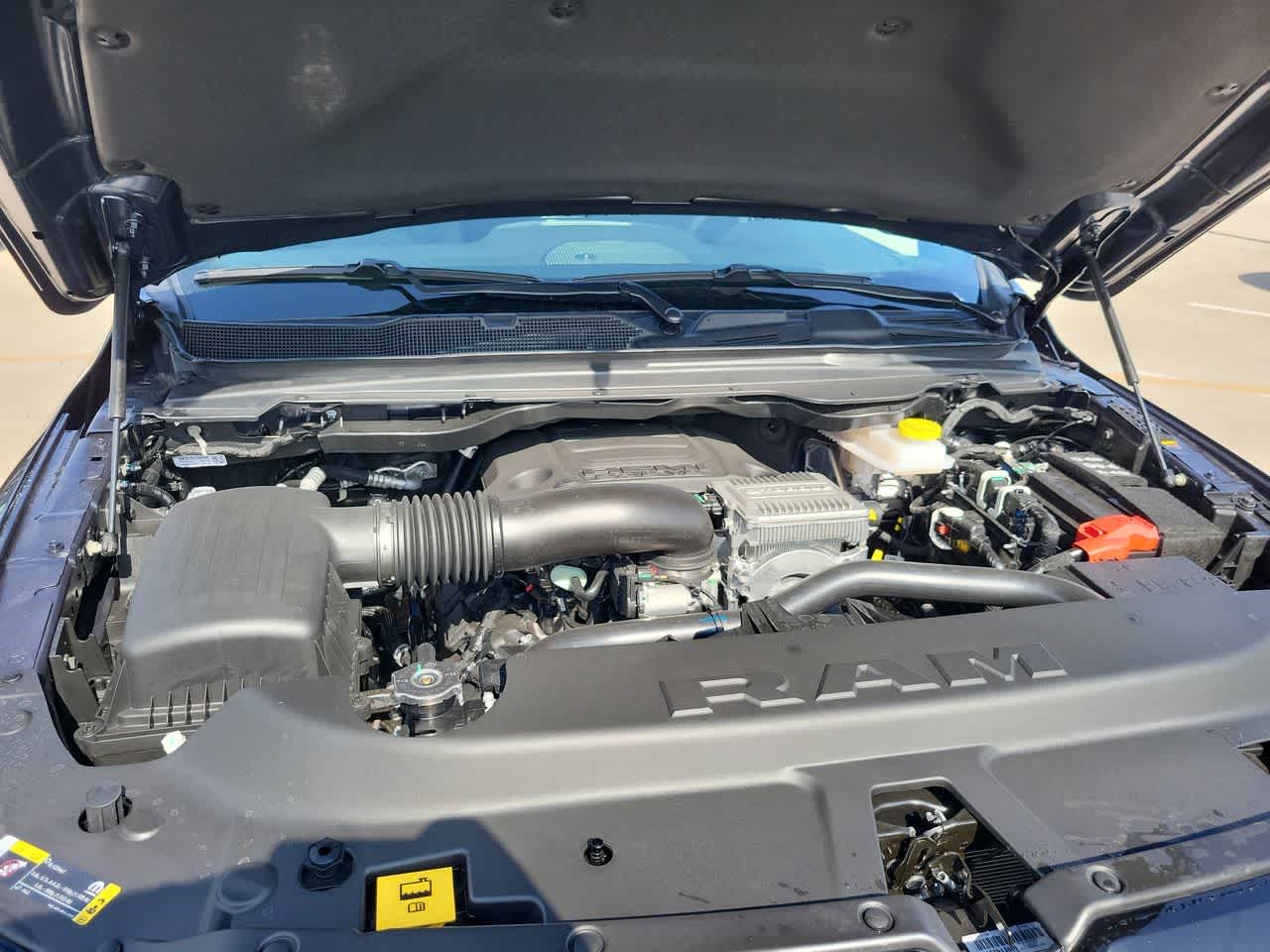 Thumbnail: 2026 RAM 1500 - 17