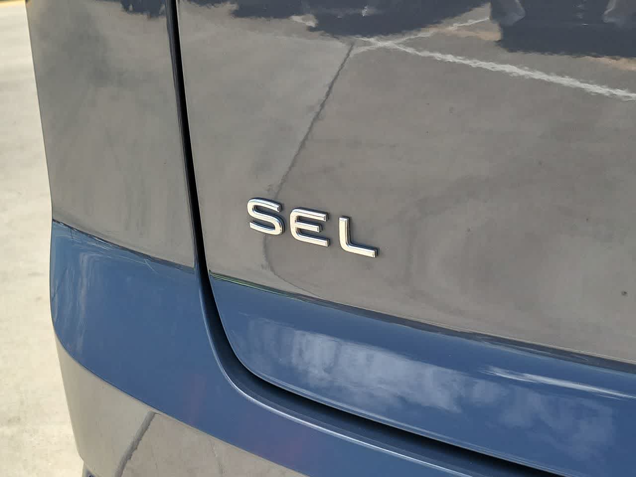 Thumbnail: 2022 Volkswagen Atlas - 15