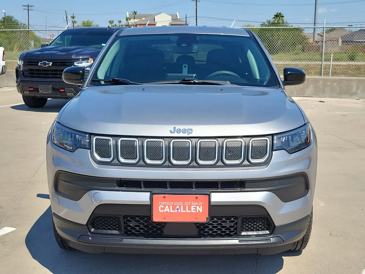 Thumbnail: 2022 Jeep Compass - 14