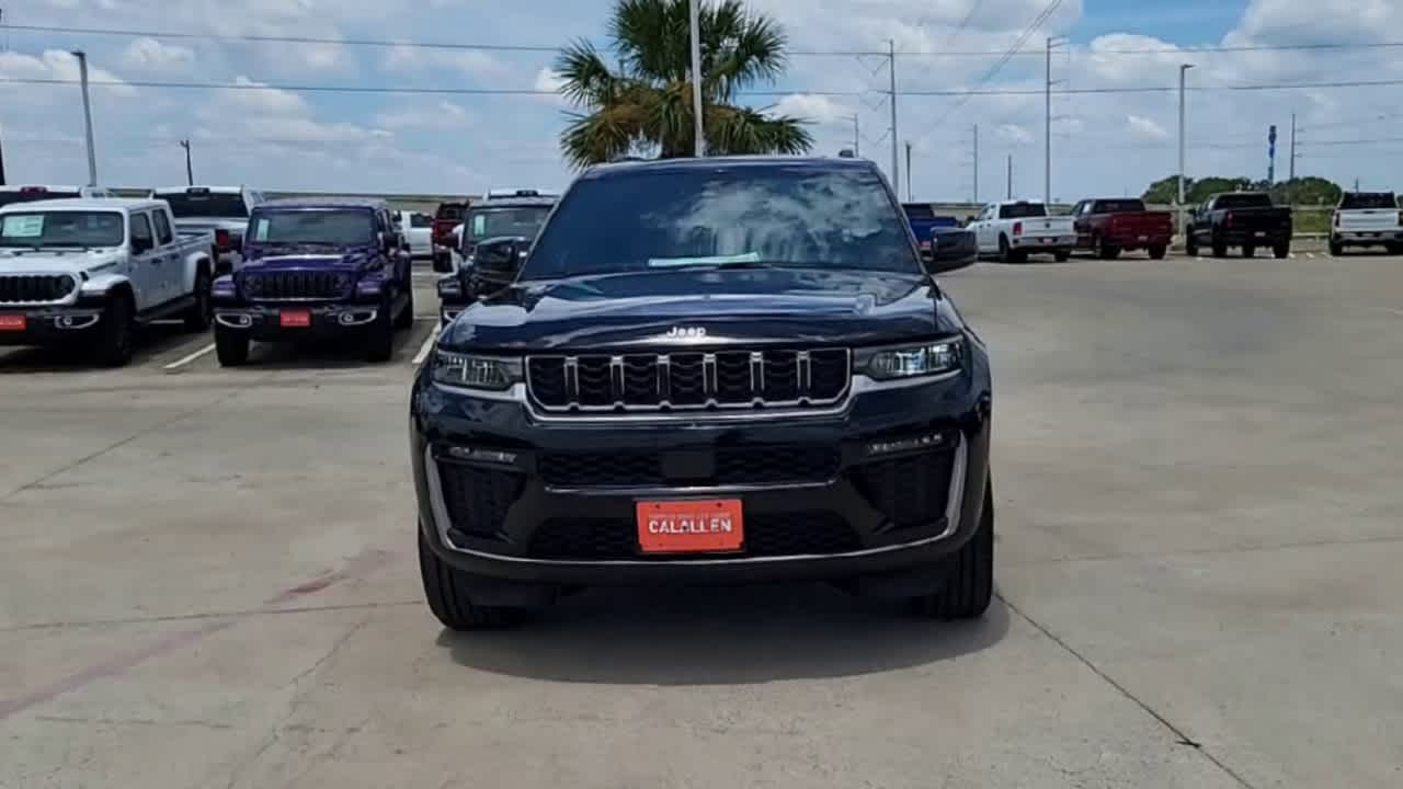Thumbnail: 2026 Jeep Grand Cherokee - 3