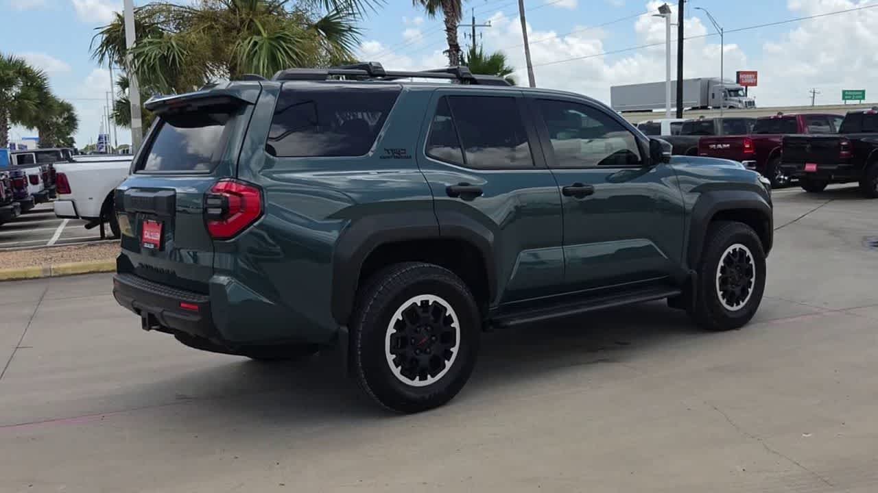 Thumbnail: 2025 Toyota 4Runner - 8