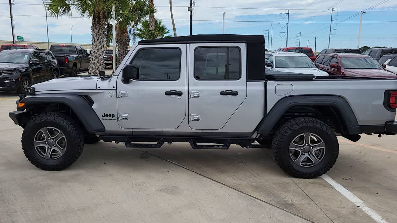 Thumbnail: 2020 Jeep Gladiator - 5
