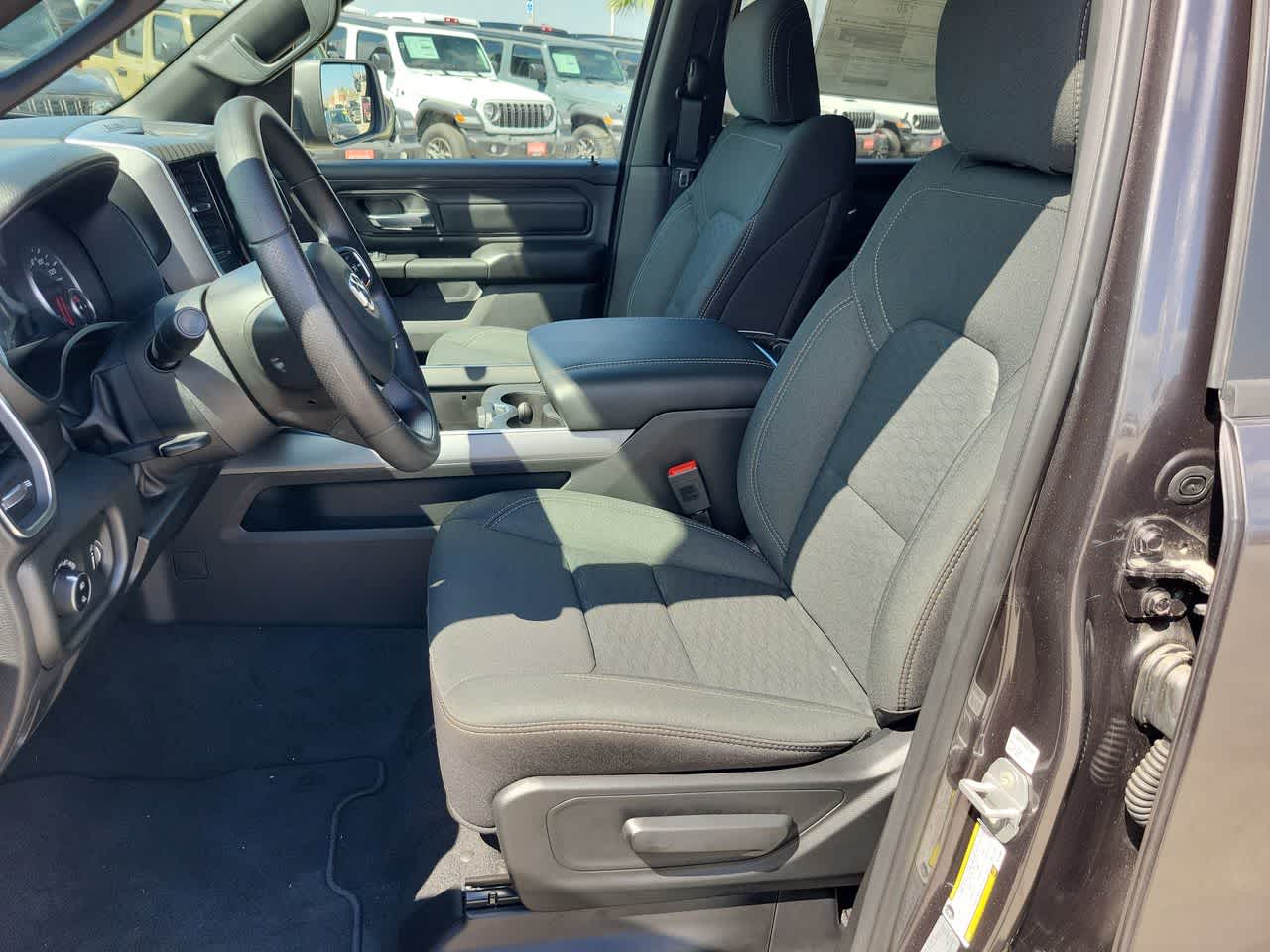 Thumbnail: 2026 RAM 1500 - 19