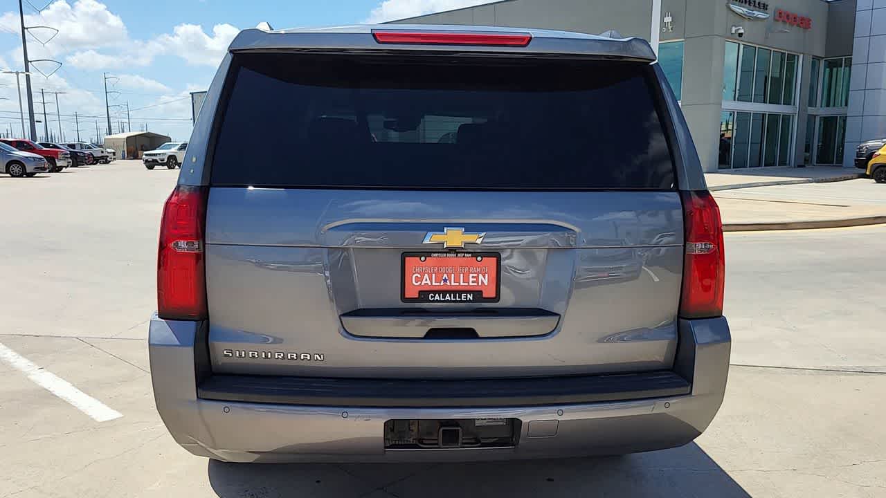 Thumbnail: 2019 Chevrolet Suburban - 7