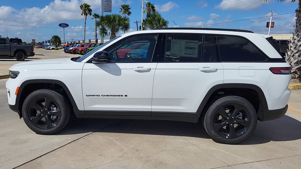 Thumbnail: 2025 Jeep Grand Cherokee - 5