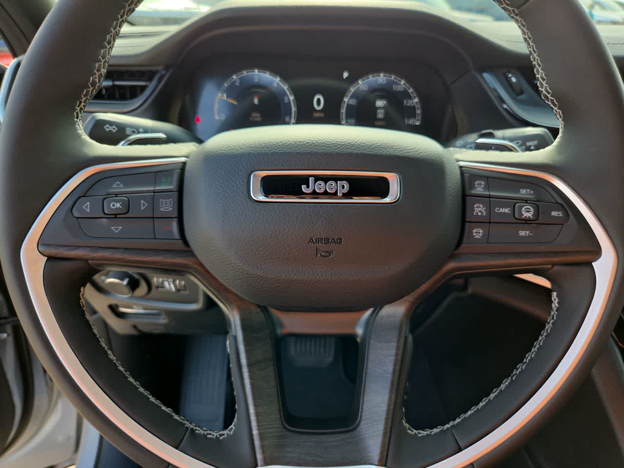 Thumbnail: 2026 Jeep Grand Cherokee - 22